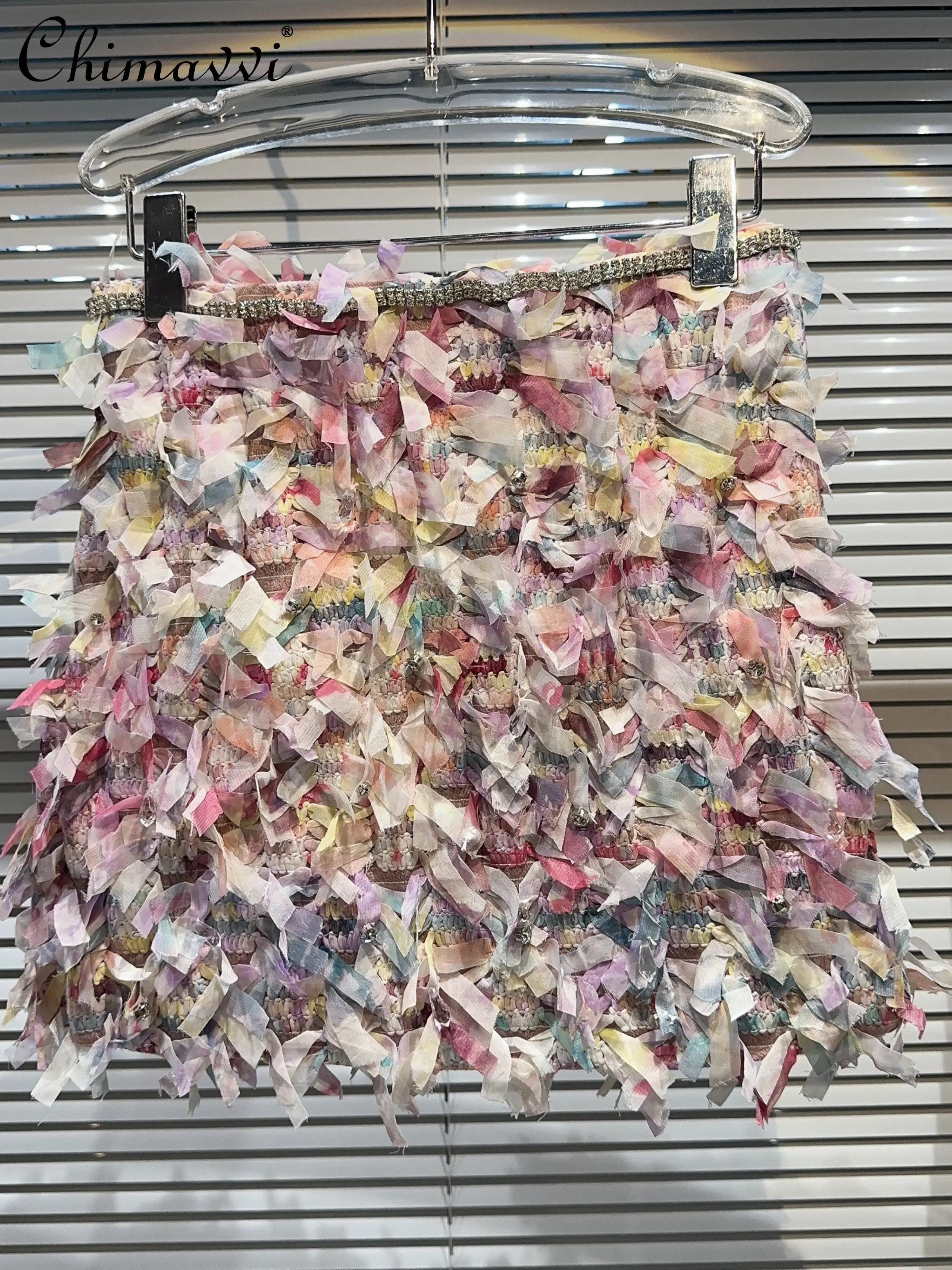 Luxury Women's Skirt 2023 Summer Fashion Rhinestone Edge Multicolored Tassel Cloth Strip Skirt High-End Ladies Hip Skirt Lady
Luxury Women's Skirt 2023 Summer Fashion Rhinestone Edge Multicolored Tassel Cloth Strip Skirt High-End Ladies Hip Skirt Lady