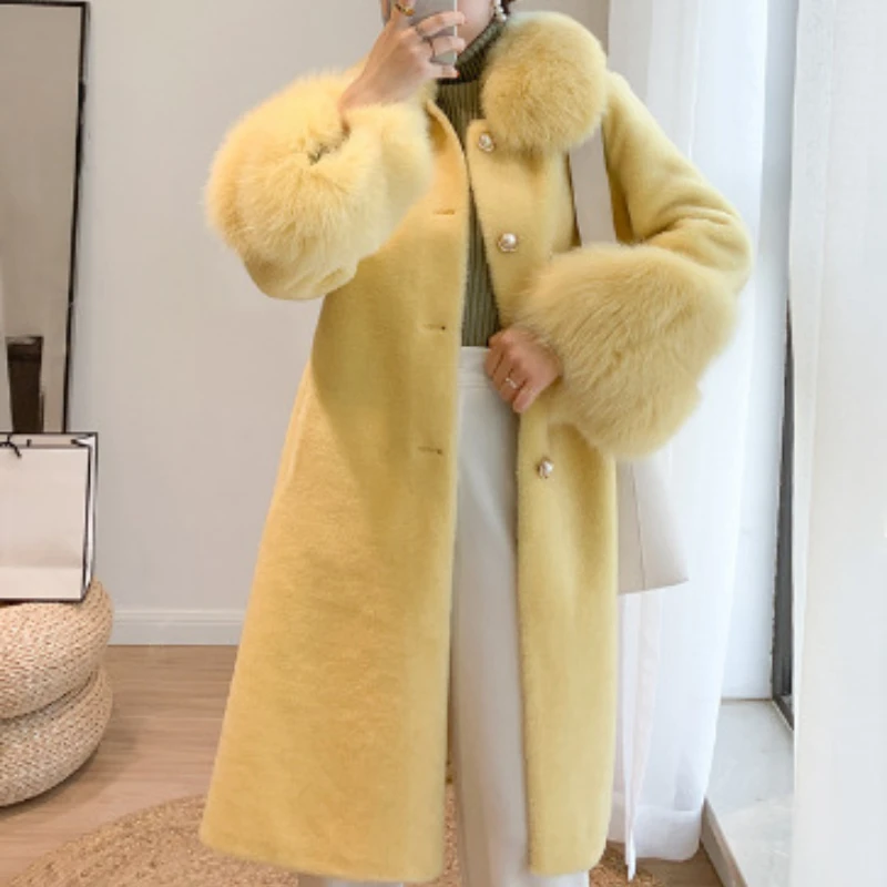 

New Winter Women Real Fur Coat Long Casual Jacket Sheep Shearing Wool Blends Fox Fur Collar Streetwear Warm Outerwear 2023