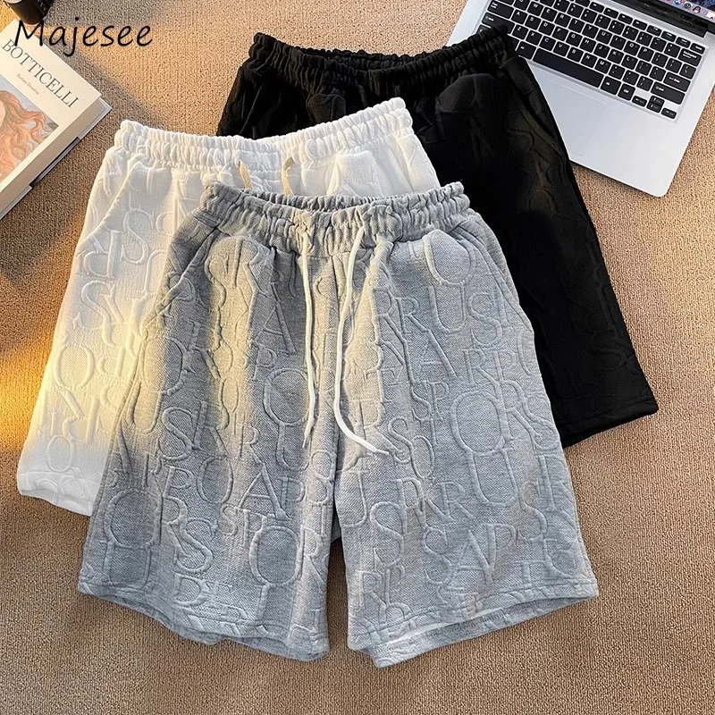 Men Casual Pants Knee Length Fashion Vintage Letter Embroidery Summer Loose Lace-up Solid Color High Street Pleated All-match
Men Casual Pants Knee Length Fashion Vintage Letter Embroidery Summer Loose Lace-up Solid Color High Street Pleated All-match