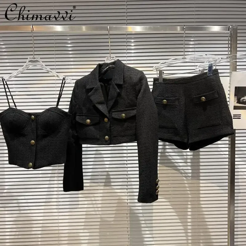 Women's 2023 Autumn Clothes New Fashion Tweed Long Sleeve Short Coat Chest Pad Suspender Shorts Elegant Ladies Three-Piece Set
Women's 2023 Autumn Clothes New Fashion Tweed Long Sleeve Short Coat Chest Pad Suspender Shorts Elegant Ladies Three-Piece Set