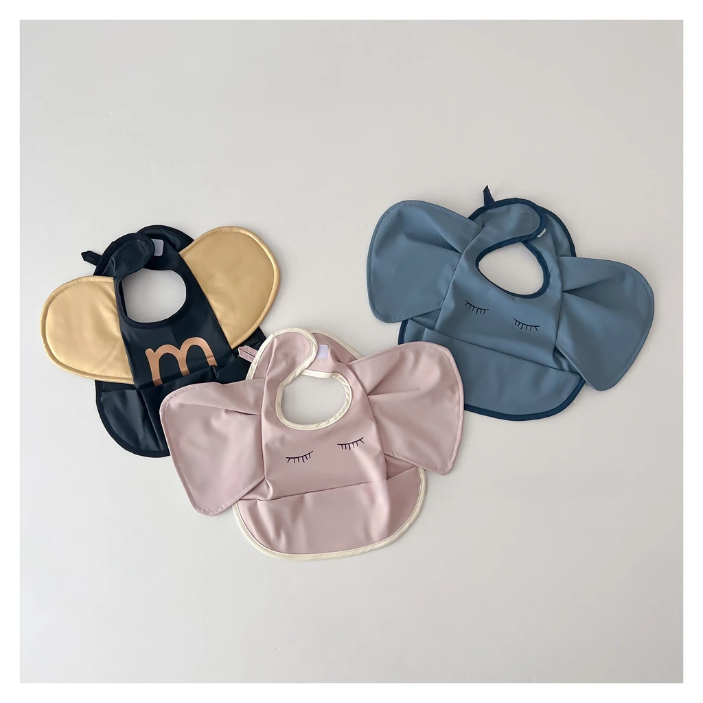 Waterproof Baby Bibs Cartoon Gir Boy nfant Meals BiAnti-dirty Saliva with Angel Wings FeedingStuff Children Smock
Waterproof Baby Bibs Cartoon Gir Boy nfant Meals BiAnti-dirty Saliva with Angel Wings FeedingStuff Children Smock