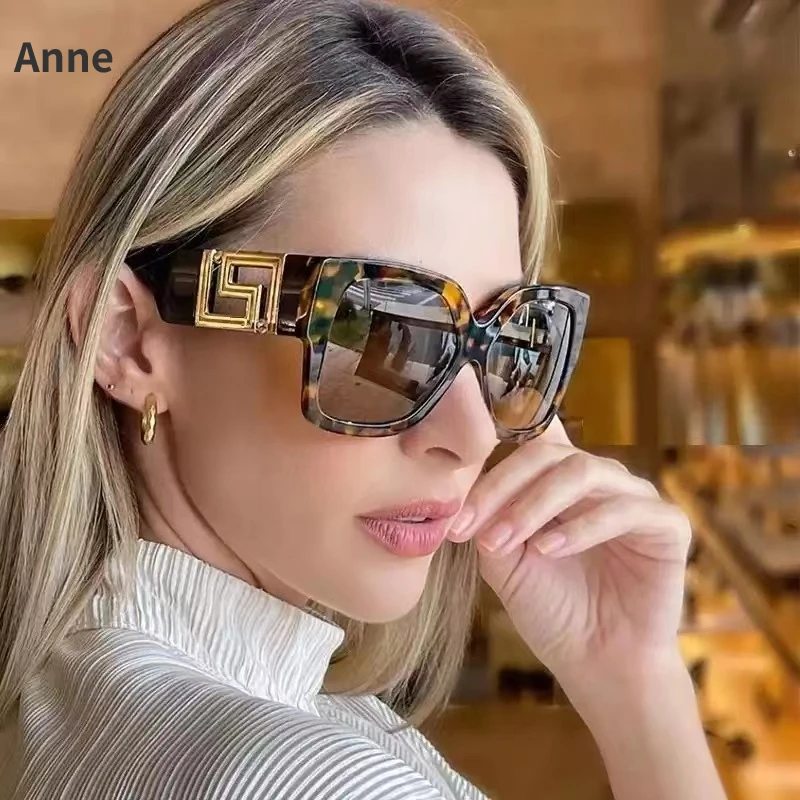 New Square Thick Frame Sunglasses Women Big Size Eyewear Lunette Femme Luxury Brand Sun Glasses Hollow Out Vintage Shades gafas
New Square Thick Frame Sunglasses Women Big Size Eyewear Lunette Femme Luxury Brand Sun Glasses Hollow Out Vintage Shades gafas