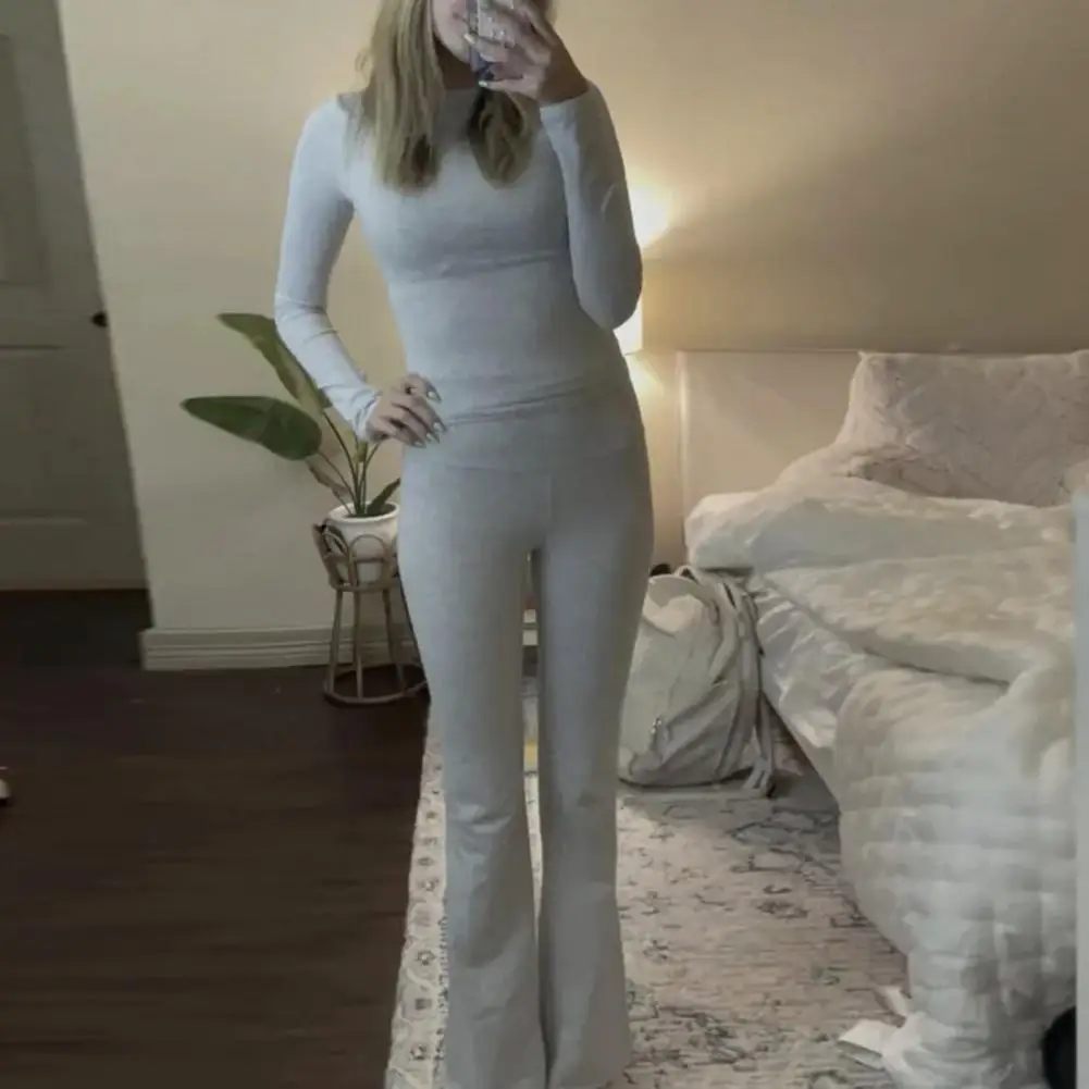 Flared Leg Pants Set Stylish Women's Retro Long Sleeves Top Pants Suit Slim Fit High Waist Soft Casual T-shirt Trousers for Yoga
Flared Leg Pants Set Stylish Women's Retro Long Sleeves Top Pants Suit Slim Fit High Waist Soft Casual T-shirt Trousers for Yoga