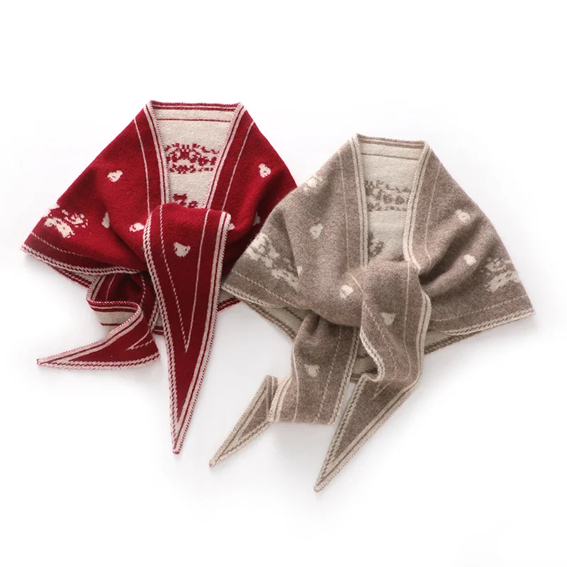 Long Pure Cashmere Triangle Shawl Scarf Dual Purpose for Women Keep Warm in Spring Autumn and Winter Double Sided Multifunction
Long Pure Cashmere Triangle Shawl Scarf Dual Purpose for Women Keep Warm in Spring Autumn and Winter Double Sided Multifunction