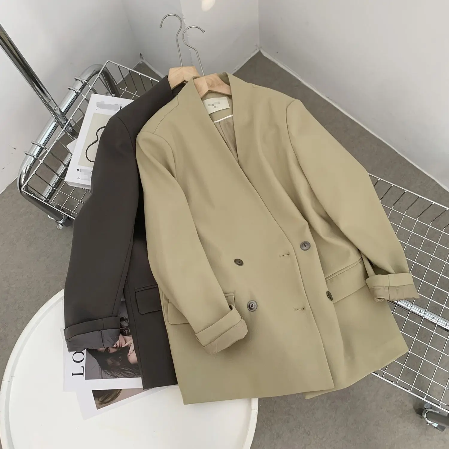 UNXX 2023 Spring New Korean Style Loose Design Small Minority Collarless Outerwear Suit Jacket for Women Autumn Casual Top Coat
UNXX 2023 Spring New Korean Style Loose Design Small Minority Collarless Outerwear Suit Jacket for Women Autumn Casual Top Coat