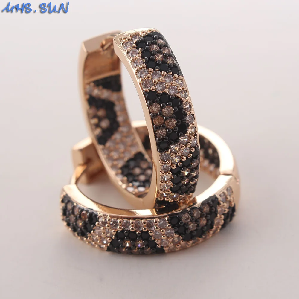 

SUNSLL Trendy Leopard Loop CZ Zircon Round Light Luxury Fashion Hoop Earrings Exquisite Jewelry For Women Girls Party Gift 1Pair