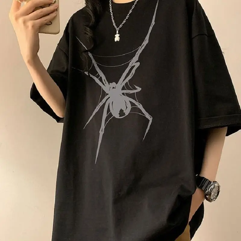 Pure Cotton Korean Vintage Spider Print Short Sleeved T-shirt for Men and Women Instagram Summer New Versatile Loose Couple Top
Pure Cotton Korean Vintage Spider Print Short Sleeved T-shirt for Men and Women Instagram Summer New Versatile Loose Couple Top