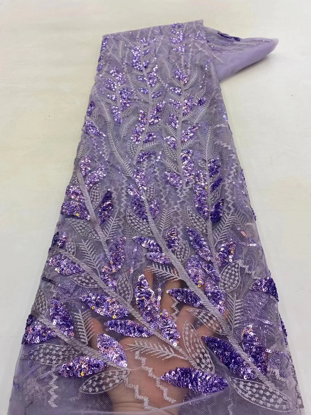Purple Latest Beaded Lace Fabric African Lace Fabric Handmade Beads sequins Lace Fabric for Bridal Material French Net Lace
Purple Latest Beaded Lace Fabric African Lace Fabric Handmade Beads sequins Lace Fabric for Bridal Material French Net Lace