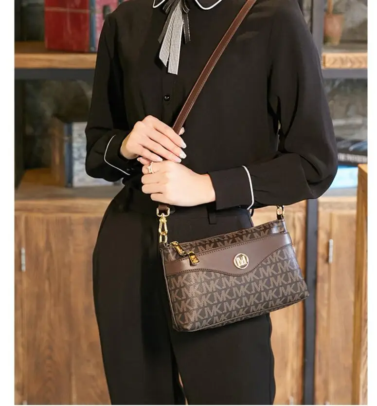 Новинка 2023, роскошные женские брендовые клатчи, дизайнерские круглые сумки через плечо, сумочки, женский клатч, дорожная сумка-тоут
Новинка 2023, роскошные женские брендовые клатчи, дизайнерские круглые сумки через плечо, сумочки, женский клатч, дорожная сумка-тоут