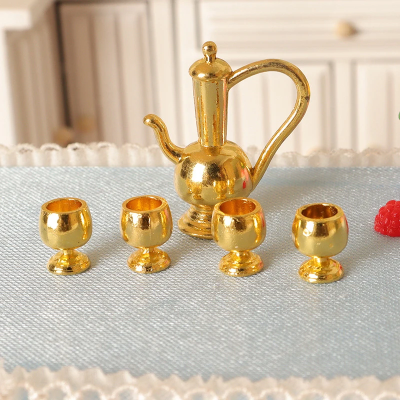 9PCS 1:12 Dollhouse Miniature Wine Set Flagon Wine Set Wine Glass Tableware Knife Cross Spoon Kitchen Model Simulation Toy Decor 
9PCS 1:12 Dollhouse Miniature Wine Set Flagon Wine Set Wine Glass Tableware Knife Cross Spoon Kitchen Model Simulation Toy Decor