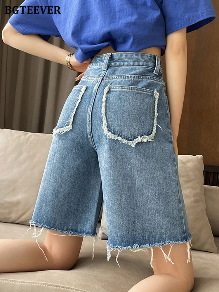 

BGTEEVER Stylish Pockets Wide Leg Denim Shorts Women Spring Summer High Waist Single Button Tassel Hem Jeans Shorts Female