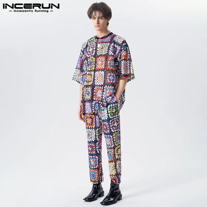 INCERUN 2023 Handsome New Men's Fashion Sets Colorful Graphic Printing Lace O-Neck 3/4 Sleeve Tops Pants Leisure Two-piece Sets
INCERUN 2023 Handsome New Men's Fashion Sets Colorful Graphic Printing Lace O-Neck 3/4 Sleeve Tops Pants Leisure Two-piece Sets