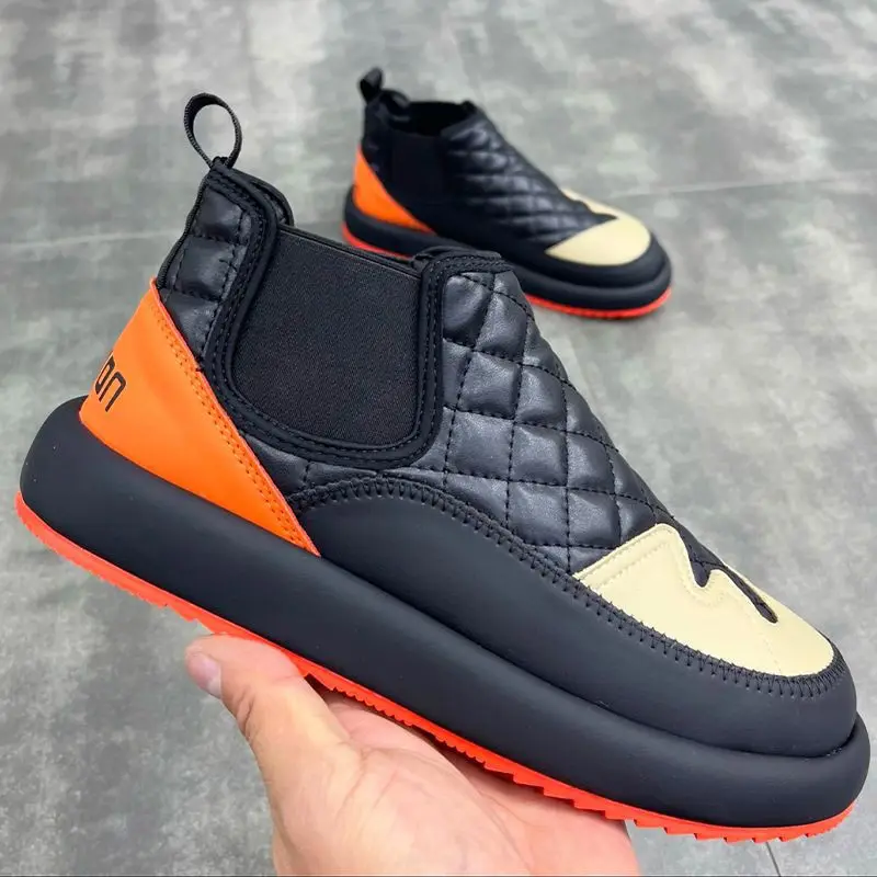 

2023 High Top Checked Down Splicing Bread Shape Chunky Heel Slip On Flat Board Boots Men Women Fall Touring Shoes Warm Loafers
