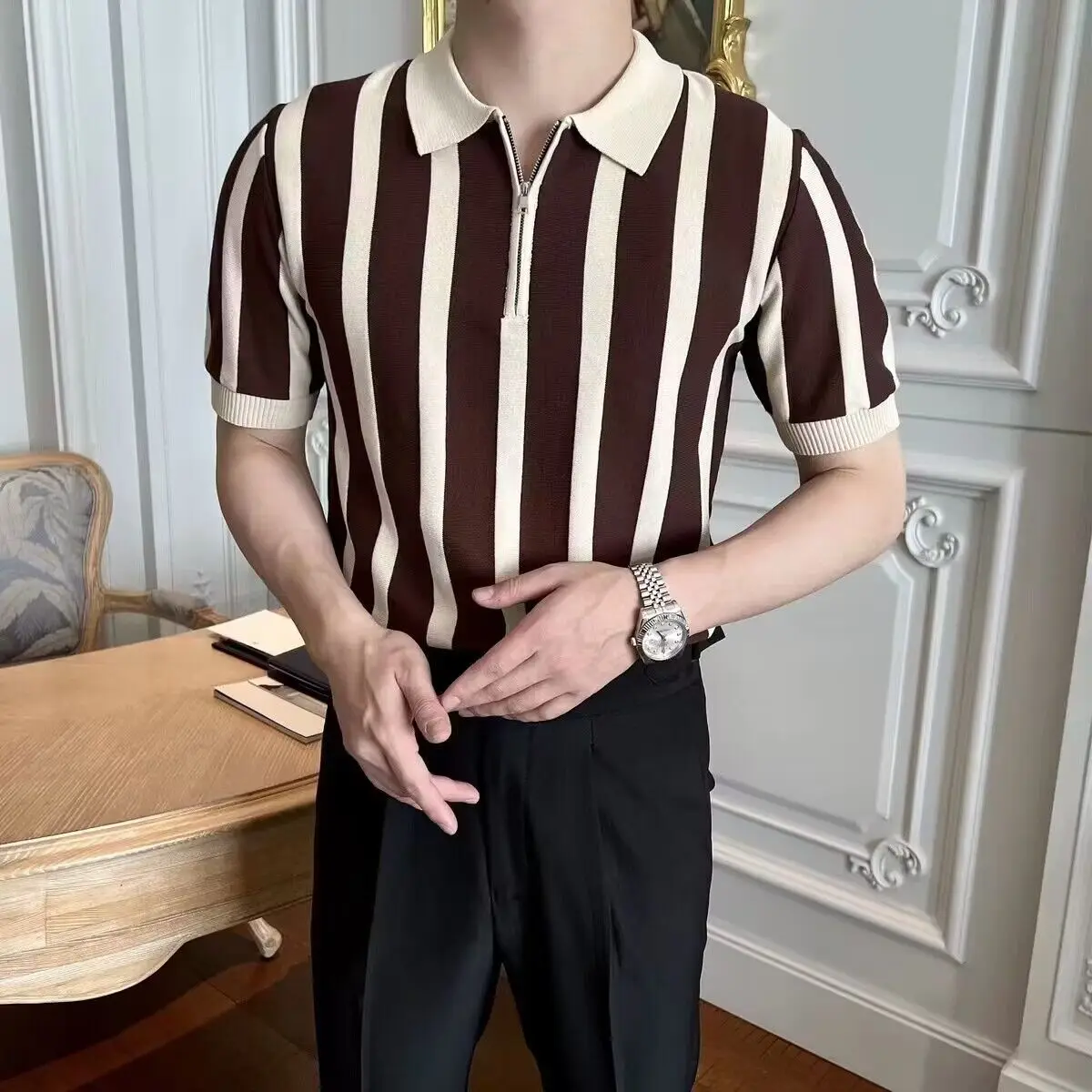Summer short-sleeved shirt men Korean style retro striped personalized zipper half-sleeved ice silk sweater casual T-shirt men
Summer short-sleeved shirt men Korean style retro striped personalized zipper half-sleeved ice silk sweater casual T-shirt men