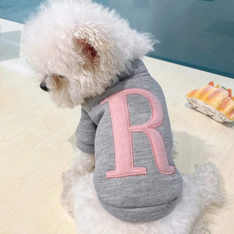 Fleece-Lined Sweater for Small Dogs, Warm, Letter R, Teddy, Bichon, Pet Clothes, Autumn and Winter, New
Fleece-Lined Sweater for Small Dogs, Warm, Letter R, Teddy, Bichon, Pet Clothes, Autumn and Winter, New