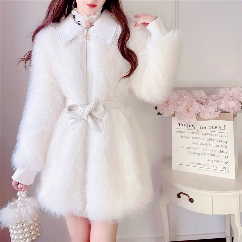 Women's Thick Warm Lamb Wool Coat, Mid-Length Faux Fur Outwear, Casual Loose Fashion, Female Temperament Coat, High Quality
Women's Thick Warm Lamb Wool Coat, Mid-Length Faux Fur Outwear, Casual Loose Fashion, Female Temperament Coat, High Quality