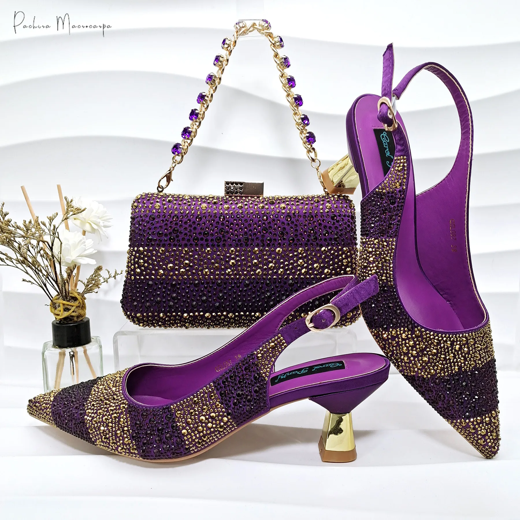 Newest Elegant Purple Color Stripe Diamond Decoration Simple And Versatile Exquisite Party Ladies Shoes And Bag Set 
Newest Elegant Purple Color Stripe Diamond Decoration Simple And Versatile Exquisite Party Ladies Shoes And Bag Set