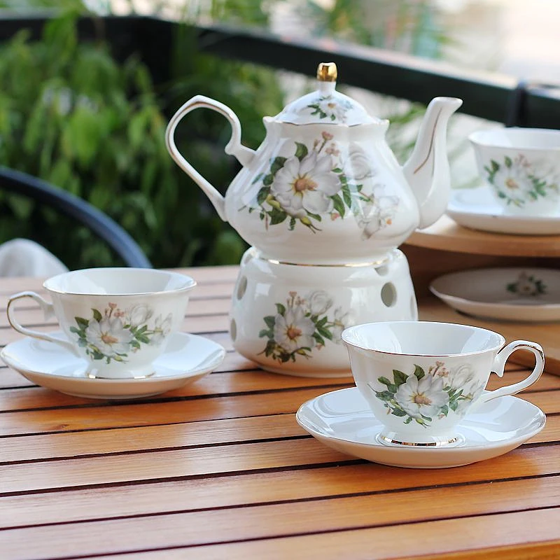 

English Afternoon Tea Set Elegant 500ml Teapot with Filter Tea Cup and Saucer Set Warmer Candle StoveTeaware Set Wedding Gift