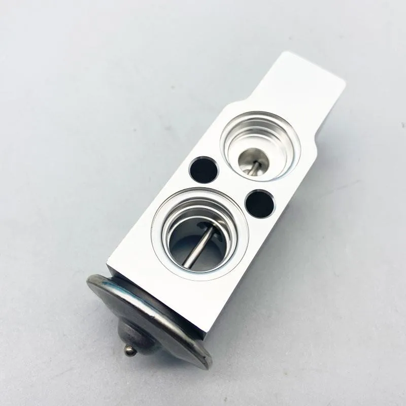 Doosan DH60 80 150 215 258-7-9 air conditioning expansion valve excavator air conditioning parts 
Doosan DH60 80 150 215 258-7-9 air conditioning expansion valve excavator air conditioning parts