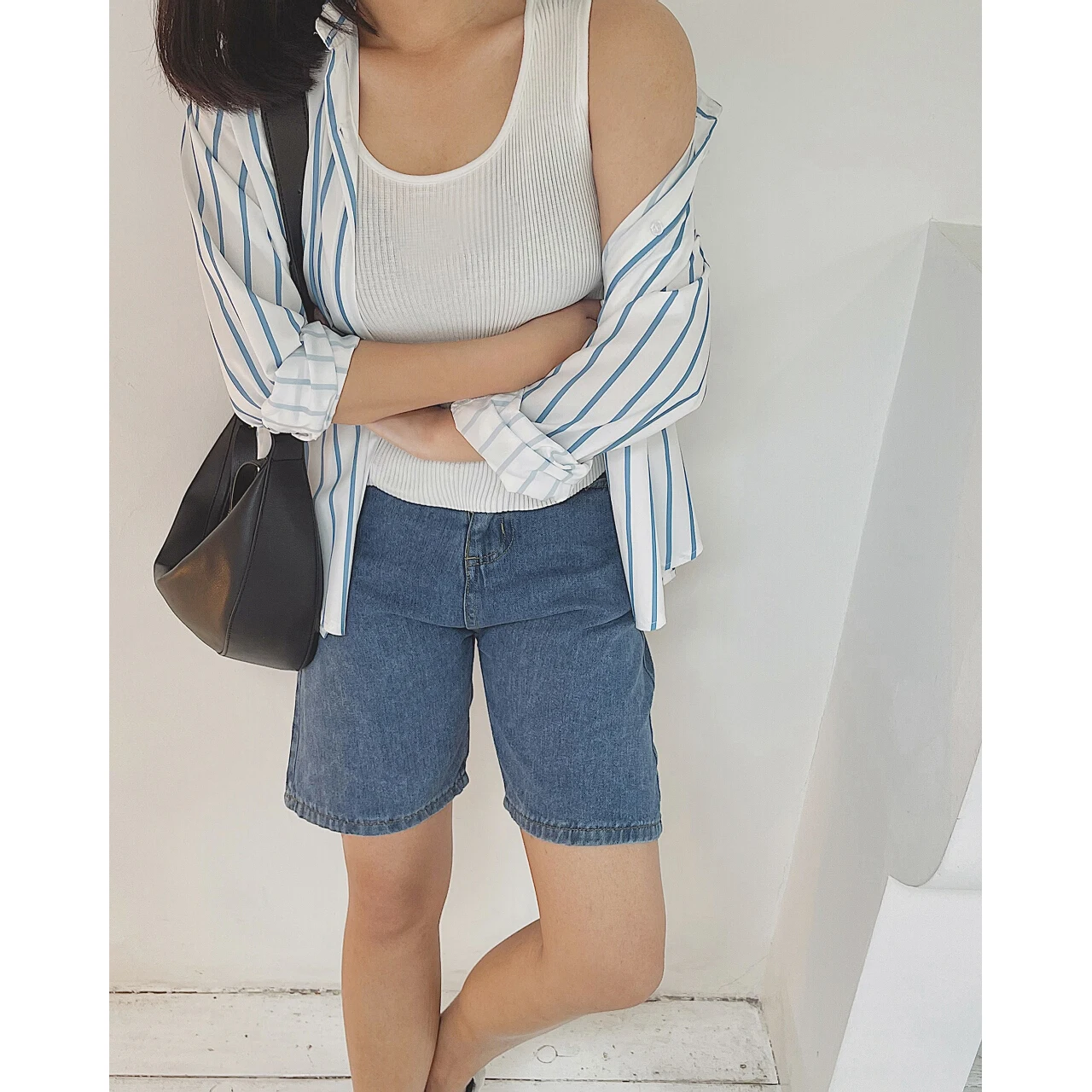 2022 Women Knitted Rib Crop Tank Camis Top Y2k Woman T-shirt Corset Summer Clothes Korean Urban Sleeveless Elegant White
2022 Women Knitted Rib Crop Tank Camis Top Y2k Woman T-shirt Corset Summer Clothes Korean Urban Sleeveless Elegant White