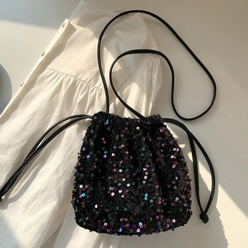 Cloth Sequin Shoulder Bag Casual Silver Purse Drawstring Bucket Bag Make Up Bag Fold Small Crossbody Bag Students
Cloth Sequin Shoulder Bag Casual Silver Purse Drawstring Bucket Bag Make Up Bag Fold Small Crossbody Bag Students