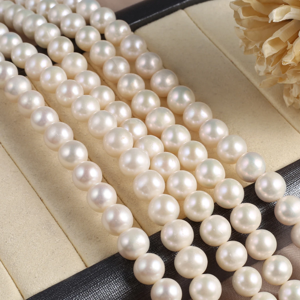 High Quality 100% Natural Freshwater White Pearls Beads 9-10mm for Jewelry Making DIY Necklace Bracelet Accessories Gift
High Quality 100% Natural Freshwater White Pearls Beads 9-10mm for Jewelry Making DIY Necklace Bracelet Accessories Gift