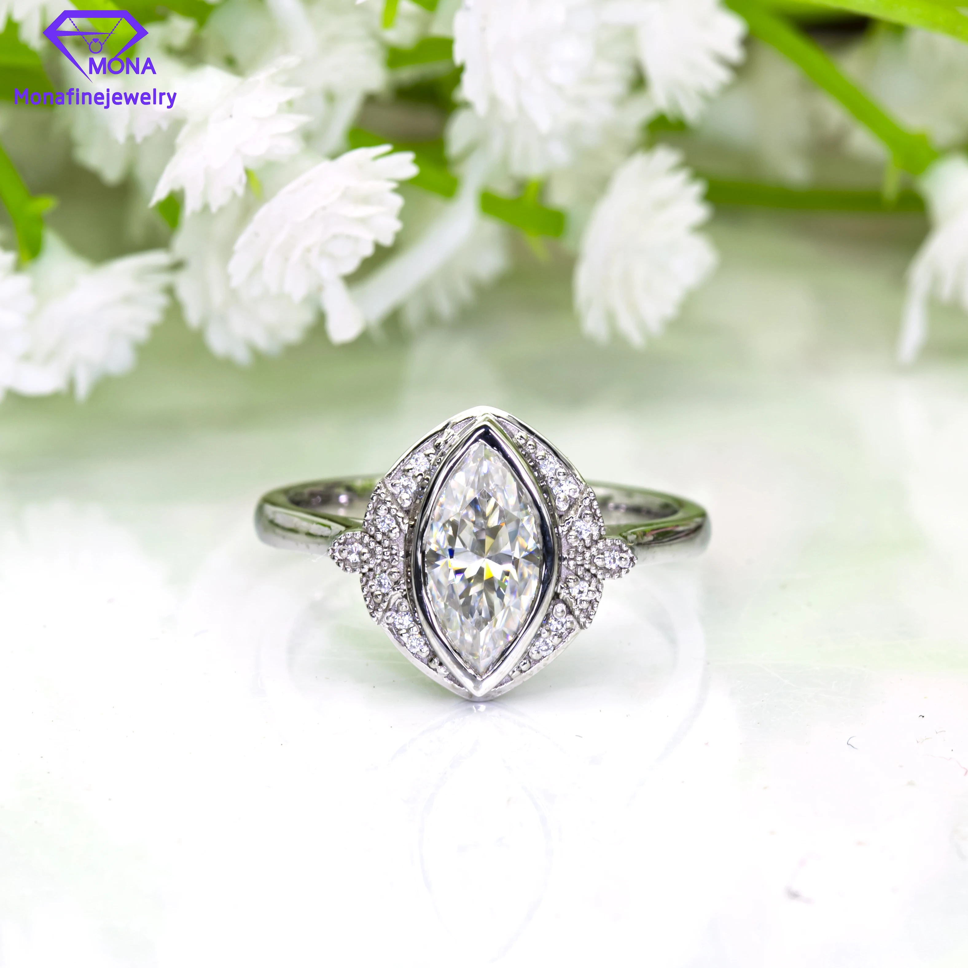 Moanfinejewelry Customize White 9K Gold Bezel Setting 2ct Marquise Shape 6x12mm Moissanite Ring
Moanfinejewelry Customize White 9K Gold Bezel Setting 2ct Marquise Shape 6x12mm Moissanite Ring