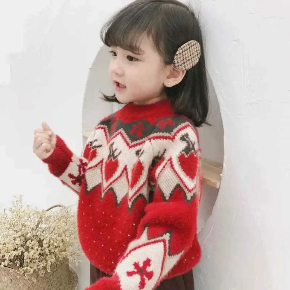 

Демисезонный детский хлопковый свитер для девочек, вязаный пуловер с клубничкой, плотный Свободный теплый Рождественский свитер для маленьких девочек, 2024