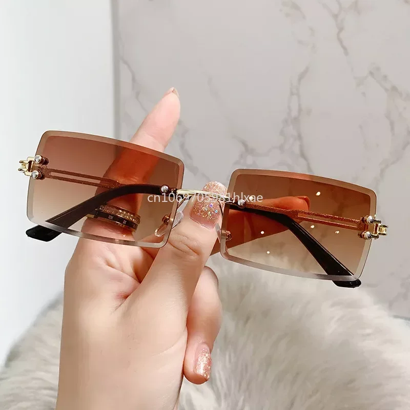 

Vintage Fashion 2022 New Sunglasses Rimless Rectangle Shades Gradient UV400 Summer Traveling Sun Glasses for Women Xmas Gift