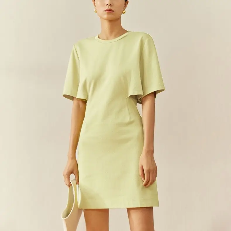 Платье-футболка женское приталенное, с коротким рукавом, весна 2023
Платье-футболка женское приталенное, с коротким рукавом, весна 2023