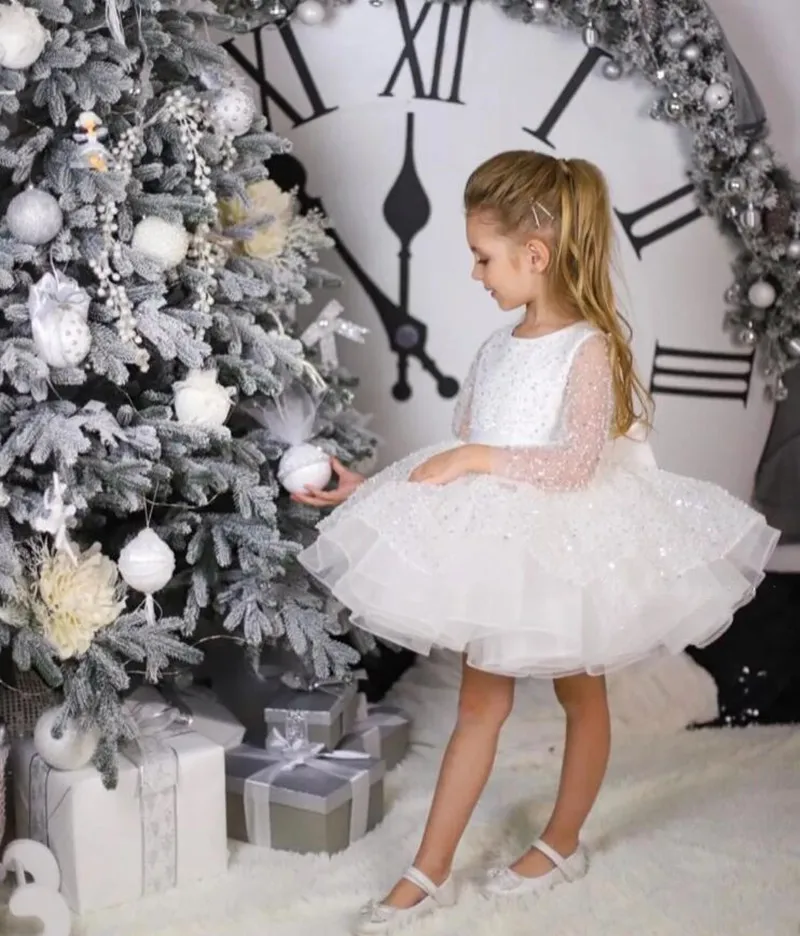 2024 Flower Girl Dress with Long Sleeves Glitter Sequined Tulle Princess Dress Child Birthday Gown First Communion Dress 
2024 Flower Girl Dress with Long Sleeves Glitter Sequined Tulle Princess Dress Child Birthday Gown First Communion Dress