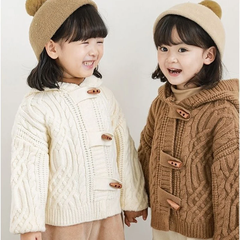 Autumn Winter Solid Cute Lively Long Sleeved Girls Cardigan Fashion Kids Tops Vintage Children's Clothing Casual Boy's Sweaters
Autumn Winter Solid Cute Lively Long Sleeved Girls Cardigan Fashion Kids Tops Vintage Children's Clothing Casual Boy's Sweaters