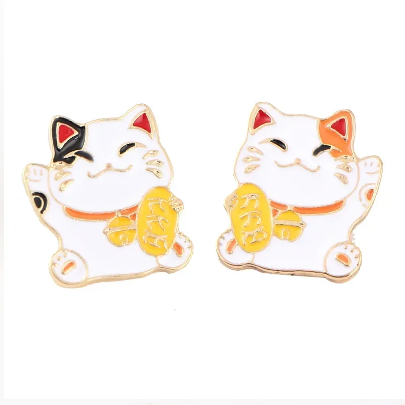 

1pc Cute Fortune Cat Zinc Alloy Brooch Cat Badge Cartoon Mini Metal Accessories Festival Gift Creative