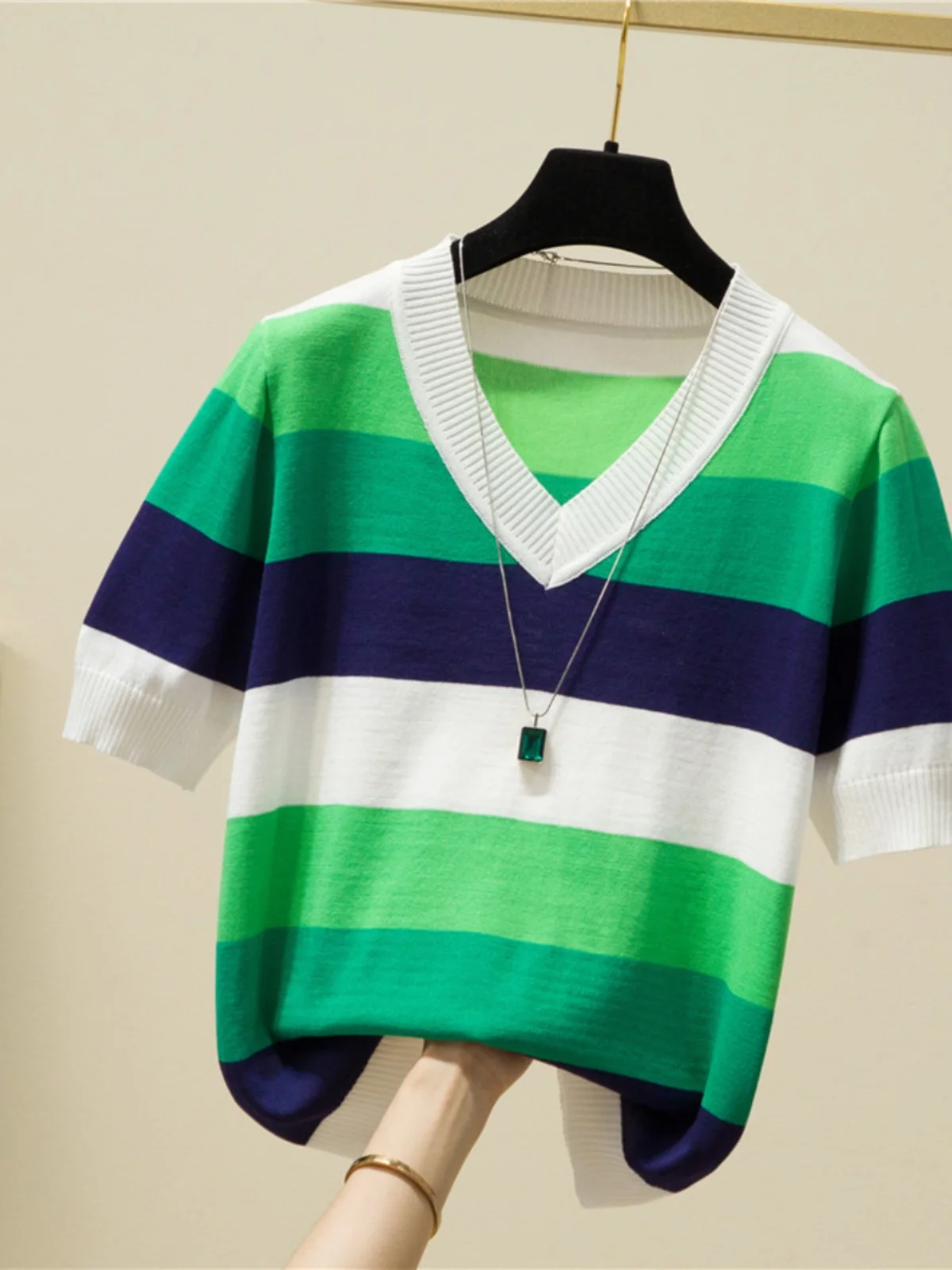 Cotton Slim T Shirt Women Pathwork Womens Shirt Korean Fashion Clothing Short Sleeve Top 2024 Spring Autumn Tee Femme S69
Cotton Slim T Shirt Women Pathwork Womens Shirt Korean Fashion Clothing Short Sleeve Top 2024 Spring Autumn Tee Femme S69