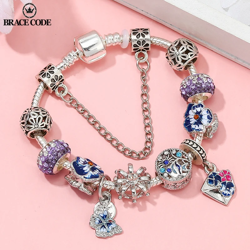 Brand BRACE CODE Women Bracelet Pansy Flower Pendant With Crown Shambhala Fancy Diamond Beads Girlfriend Bracelet Direct Mail
Brand BRACE CODE Women Bracelet Pansy Flower Pendant With Crown Shambhala Fancy Diamond Beads Girlfriend Bracelet Direct Mail
