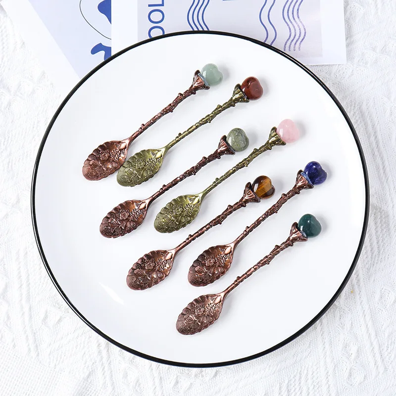 Vintage natural Reiki mineral crystal mini love spoon long handle stirring spoon creative decoration gift soup spoon wholesale
Vintage natural Reiki mineral crystal mini love spoon long handle stirring spoon creative decoration gift soup spoon wholesale