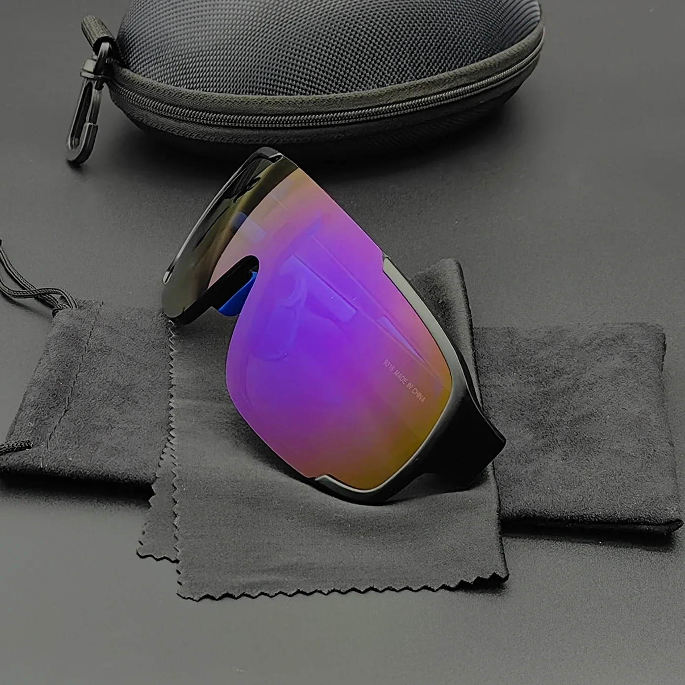UV400 PC Lenses Bicycle Sunglasses Men Women Rimless Road Bike Goggles Sports Running Eyewear Male Cycling Glasses Cycle Eyes
UV400 PC Lenses Bicycle Sunglasses Men Women Rimless Road Bike Goggles Sports Running Eyewear Male Cycling Glasses Cycle Eyes