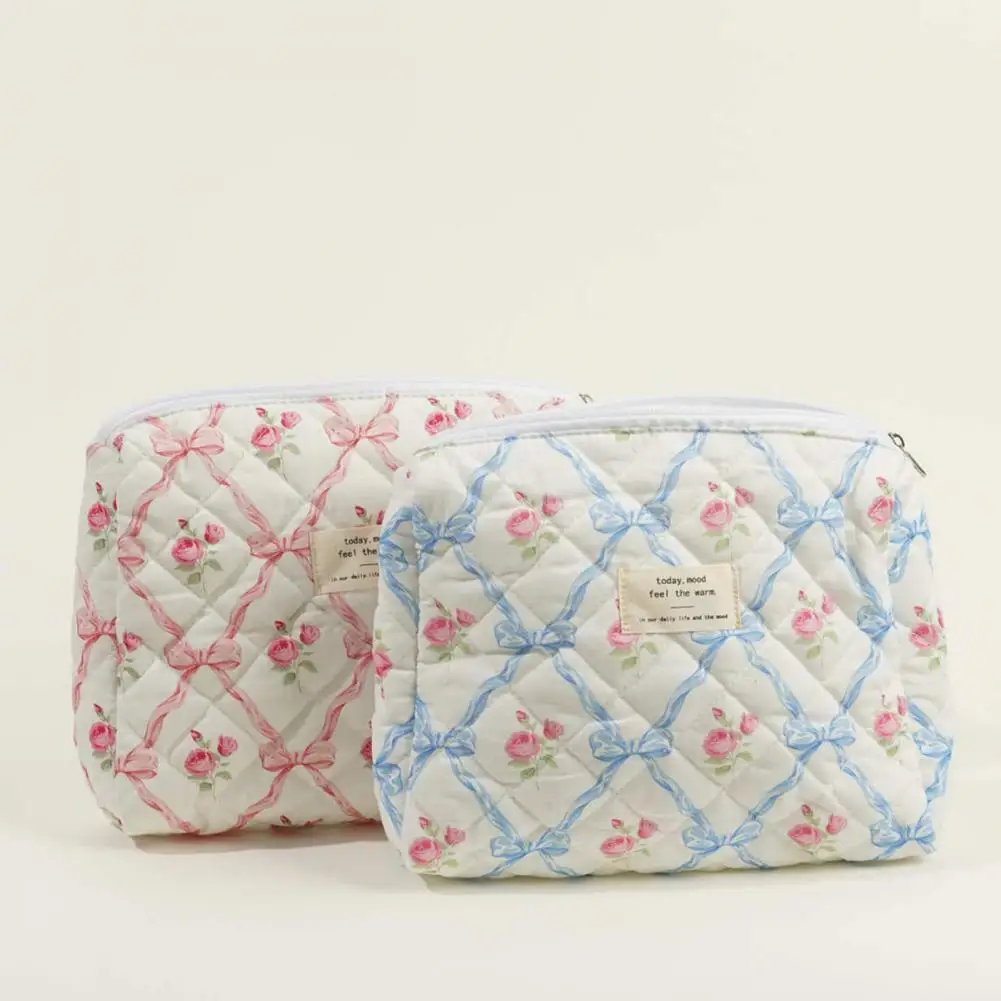 Дорожный органайзер для туалетных принадлежностей, Стильная косметичка с цветочным принтом, просторная легкая женская косметичка
Дорожный органайзер для туалетных принадлежностей, Стильная косметичка с цветочным принтом, просторная легкая женская косметичка