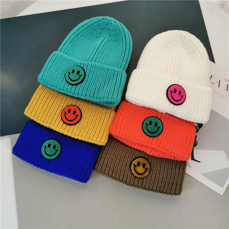 

Fashion Womens Mens Beanie Hat Smile Face Embroidered Outdoor Woman Beanies Thick Bonnet Man Knitted Skull Cap Fitted Hats Caps