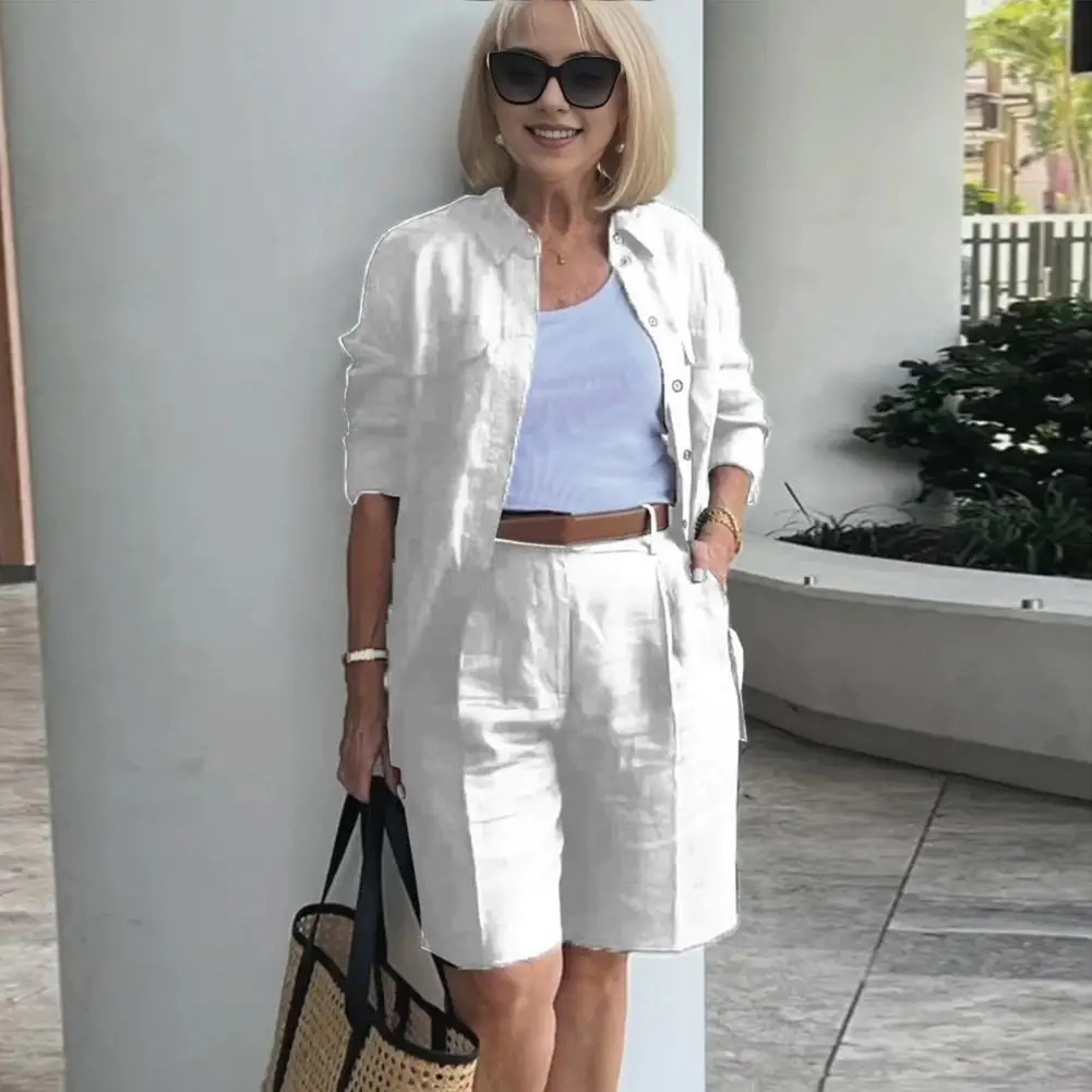 Комплект женский универсальный, рубашка и шорты, стильная блузка с лацканами и свободные брюки с завышенной талией, для поездок
Комплект женский универсальный, рубашка и шорты, стильная блузка с лацканами и свободные брюки с завышенной талией, для поездок