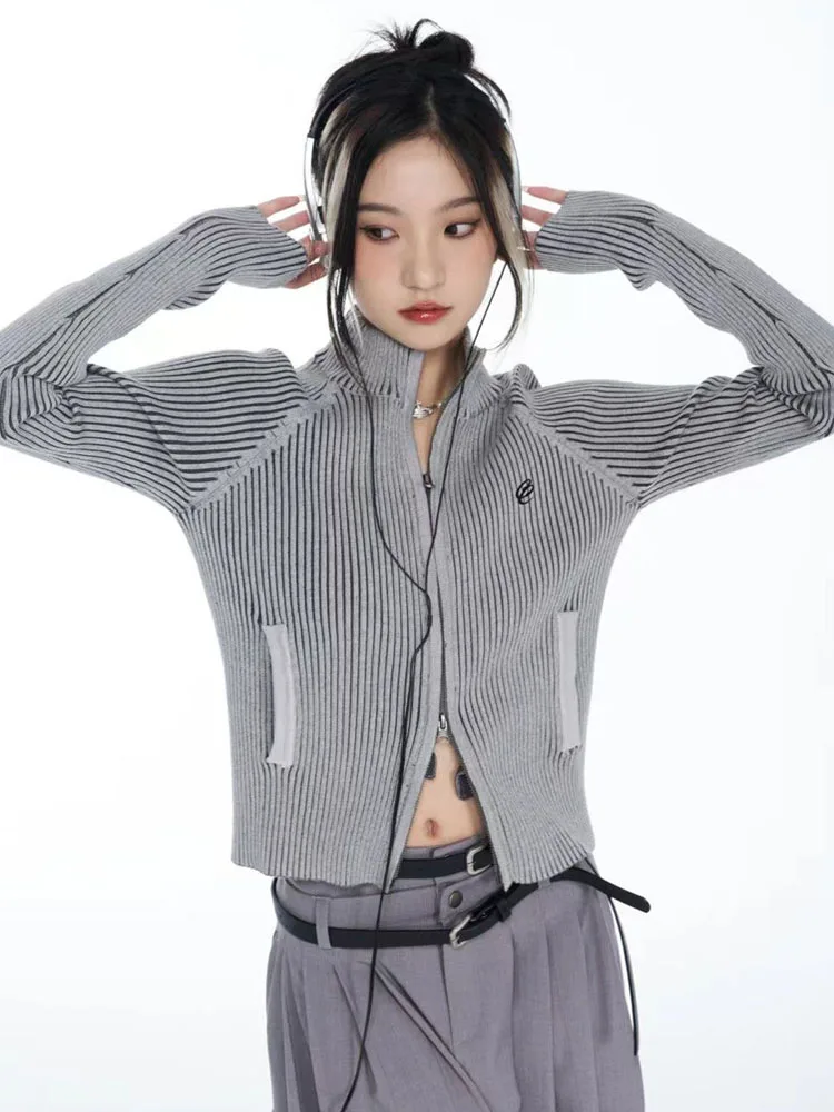 Gray Zipper Up Cardigans Women Embroidery Y2k Knitting Tops Aesthetic Grunge Sweater Jackets Harajuku Slim Knitted Coats Femme
Gray Zipper Up Cardigans Women Embroidery Y2k Knitting Tops Aesthetic Grunge Sweater Jackets Harajuku Slim Knitted Coats Femme