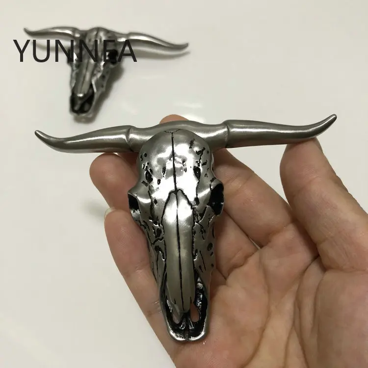 Outdoor EDC Stainless Steel Bull Head Multi-function Pocket Cutting Tool Necklace Pendant Defensive Window Breaker
Outdoor EDC Stainless Steel Bull Head Multi-function Pocket Cutting Tool Necklace Pendant Defensive Window Breaker