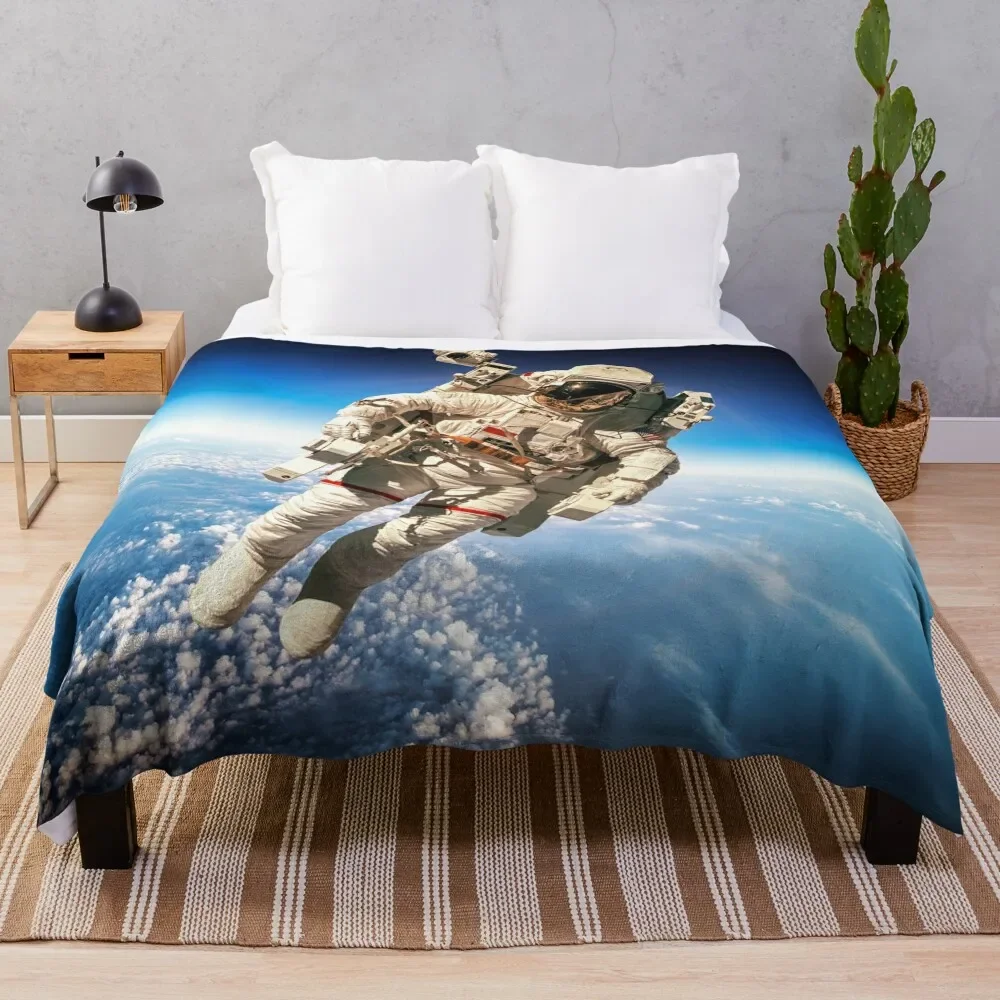 Astronaut in orbit Throw Blanket Decoratives manga Blankets
Astronaut in orbit Throw Blanket Decoratives manga Blankets