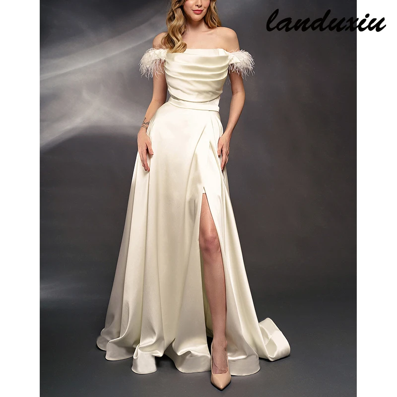 2022 Autumn Women's New Retro Lace Flowers Hollow Round Neck Flared Sleeves Slim Bridal Long Dress For Women Vestido
2022 Autumn Women's New Retro Lace Flowers Hollow Round Neck Flared Sleeves Slim Bridal Long Dress For Women Vestido