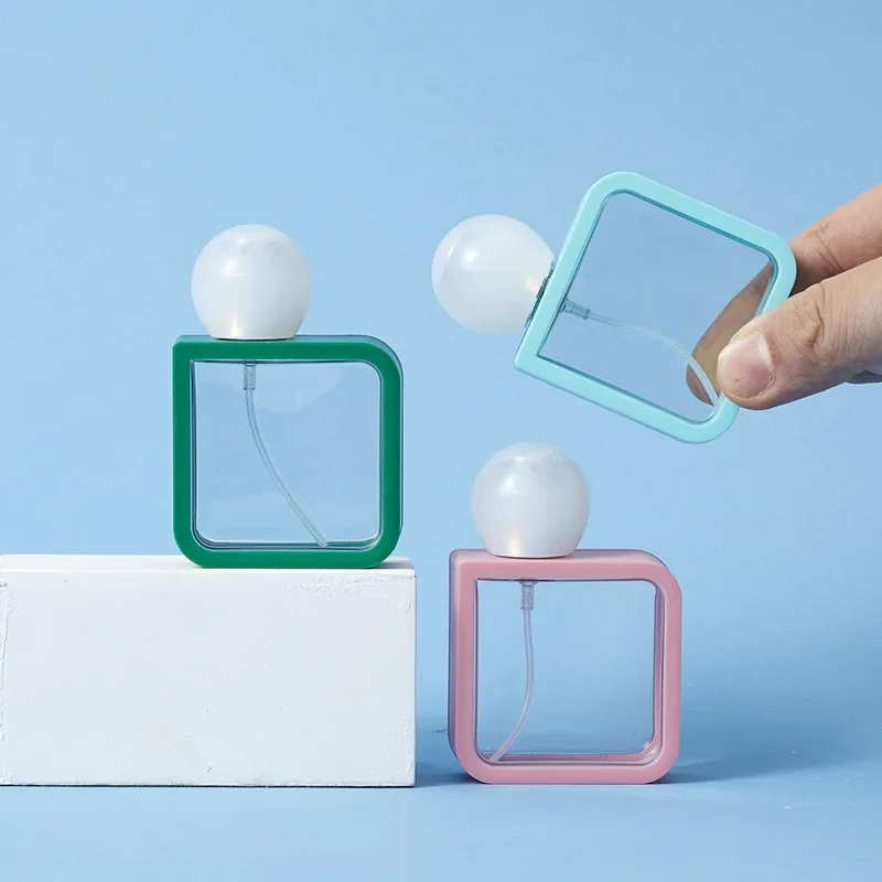 40ml Small Square Bottle Spray Bottle Macaron Color Alcohol Sub-bottling Perfume Sub-bottling Spray Bottle
40ml Small Square Bottle Spray Bottle Macaron Color Alcohol Sub-bottling Perfume Sub-bottling Spray Bottle