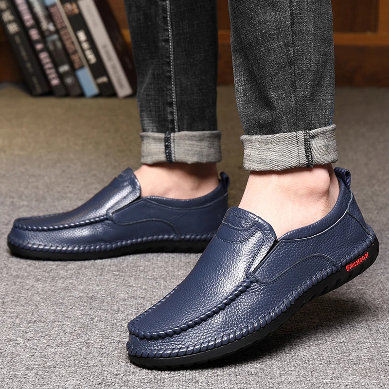 

Brand Genuine Leather Flat Designer Loafers Casual Outdoor Antiskid Walking Shoes Handmade Moccasins Comfortable Driving Shoes