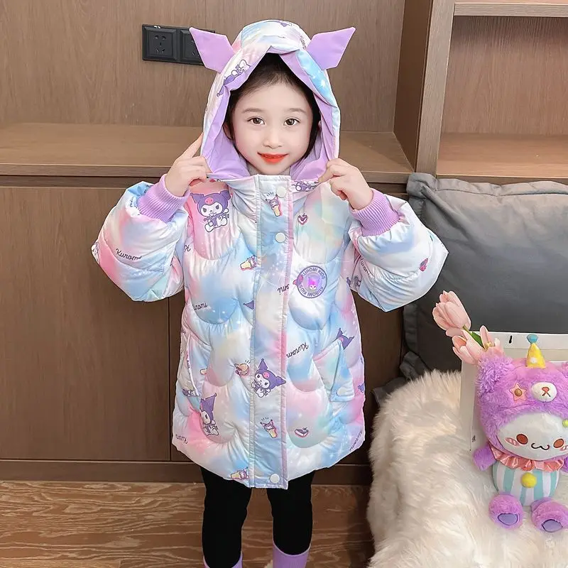 Кавайная Детская Хлопковая одежда Sanrio, аксессуары Kuromi, Милая Красивая мультяшная аниме Теплая утепленная хлопковая куртка, подарок для девочек
Кавайная Детская Хлопковая одежда Sanrio, аксессуары Kuromi, Милая Красивая мультяшная аниме Теплая утепленная хлопковая куртка, подарок для девочек