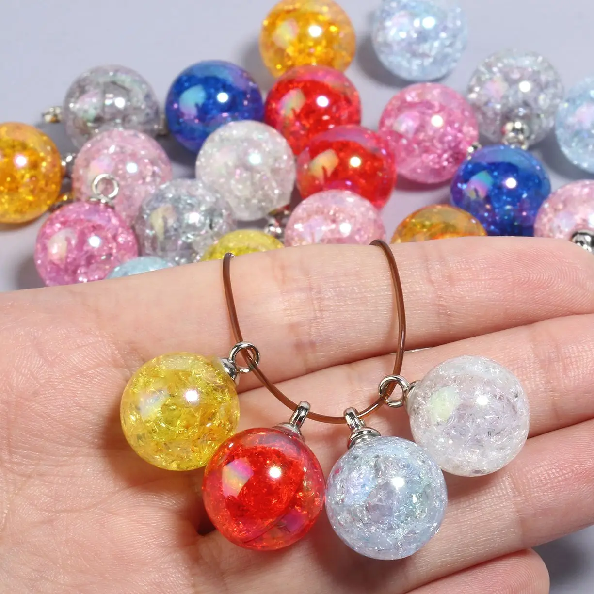 10PCS 20.5x15mm Glitter AB Acrylic Ball Charms Colorful Cracked Crystal Round Charms Pendants for Jewelry Making Diy Crafts
10PCS 20.5x15mm Glitter AB Acrylic Ball Charms Colorful Cracked Crystal Round Charms Pendants for Jewelry Making Diy Crafts