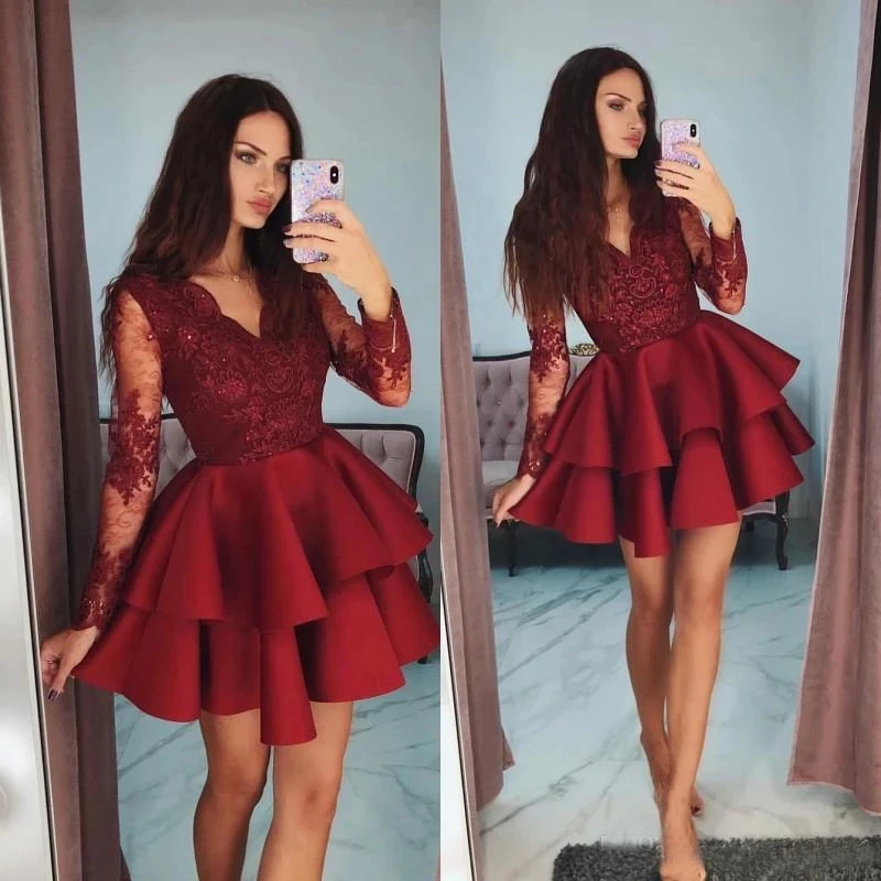 

Wine Red Lace Prom Dresses 2024 V Neck Tiers Skirt Long Sleeves Graduation Homecoming Party Short Dress Robe De Soiree