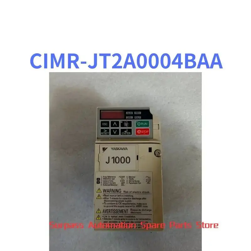 

CIMR-JT2A0004BAA использованный J1000 инвертор 0.75kw/0.4kW Функция проверки ОК